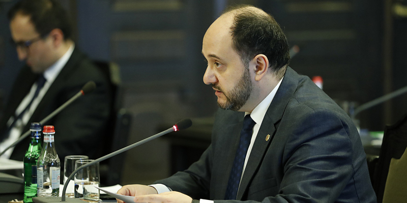 Ուսման վարձի փոխհատուցում և անտոկոս ուսանողական վարկ. հաստատվել է Կորոնավիրուսի հետևանքների չեզոքացման 14-րդ միջոցառումը