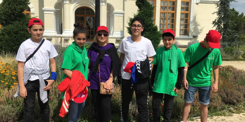 Հայ աշկերտները ֆրանկոֆոն ճամբարում