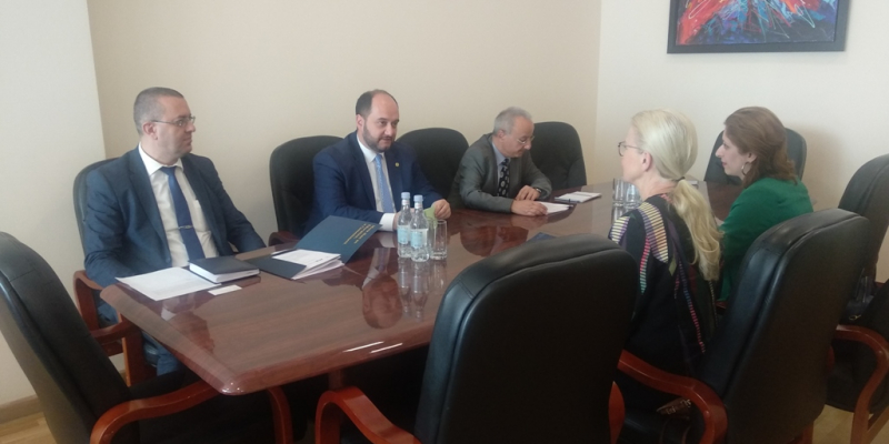 ՀՀ ԿԳՄՍ նախարար Արայիկ Հարությունյանն ընդունել է Հայաստանի ամերիկյան համալսարանի նախագահ Կարին Մարկիդեսին