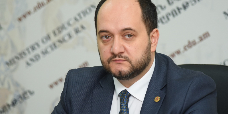 Արայիկ Հարությունյանն աշխատանքային այցով մեկնել է արտերկիր