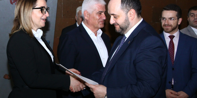 Նախարար Արայիկ Հարությունյանը մասնակցել է հանրապետական ուսանողական մարզական խաղերի փակմանը