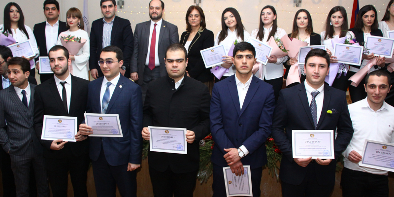 ON THE OCCASION OF THE NEW YEAR, GIVE TICKETS TO YOUR FRIENDS: ARAYIK HARUTYUNYAN'S APPEAL TO THE STUDENTS