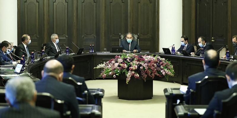 Prime Minister of Armenia: Strict compliance with the epidemic rules at schools is mandatory