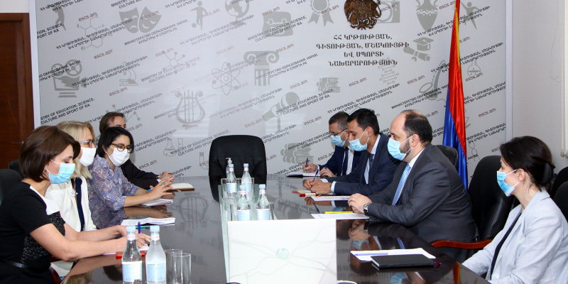 The Minister receives USAID Armenia Director Deborah Grieser, who is completing her mission in Armenia