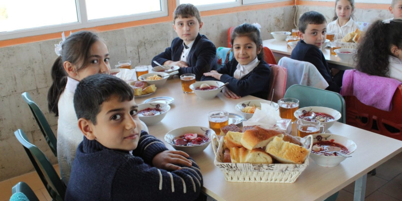 «Կայուն դպրոցական սնունդ» ծրագիրն արդեն 10 տարեկան է