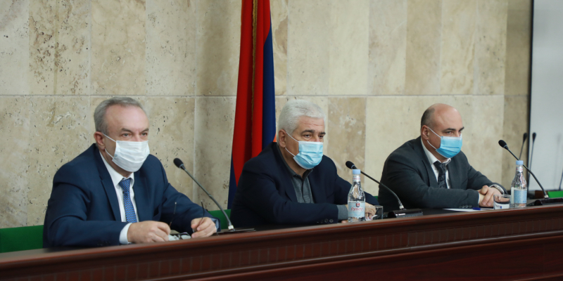 Արմեն Թռչունյանը հետմահու արժանացել է «Հայրենիքին մատուցած ծառայությունների համար» 1-ին աստիճանի մեդալի
