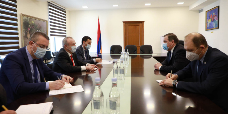 ESCS Minister receives the Ambassador of Georgia to Armenia