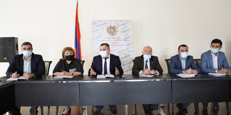 Ուսանողական սպորտի զարգացման հետքերով. Կարեն Գիլոյանն ընդունել է բուհերի ներկայացուցիչներին
