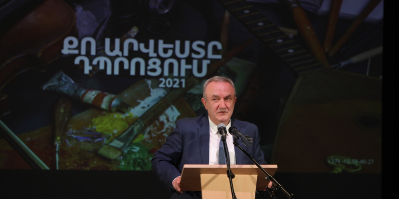 «Կրթությունն այն տիեզերքն է, որտեղ ձևավորվում է մտածողությունը». ՀՀ ԿԳՄՍ նախարարի պաշտոնակատար Վահրամ Դումանյան
