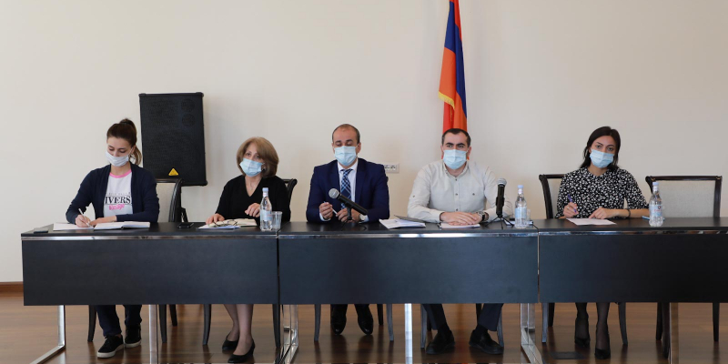 Տավուշի մարզի աշակերտները ԿԳՄՍՆ-ում քննարկել են իրենց հուզող հարցերը