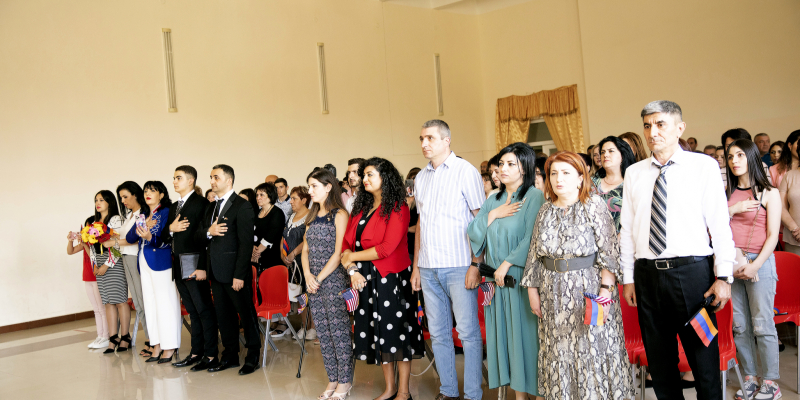 Չարենցավանի թիվ 2 դպրոցում բացվել է անգլերենի կենտրոն-գրադարան