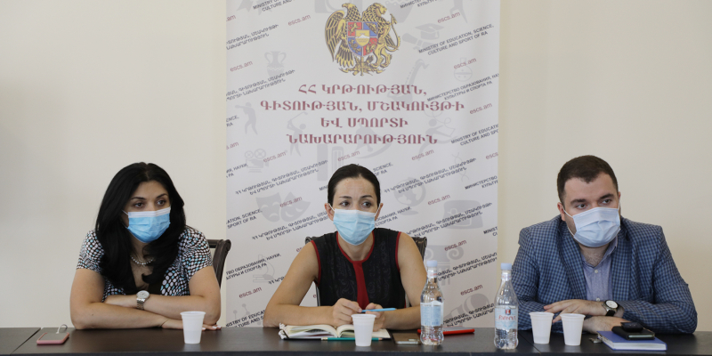 Քննարկվել է բուժքույրական գործ և բուժակ մասնագիտությունների հզորացման առաջարկը