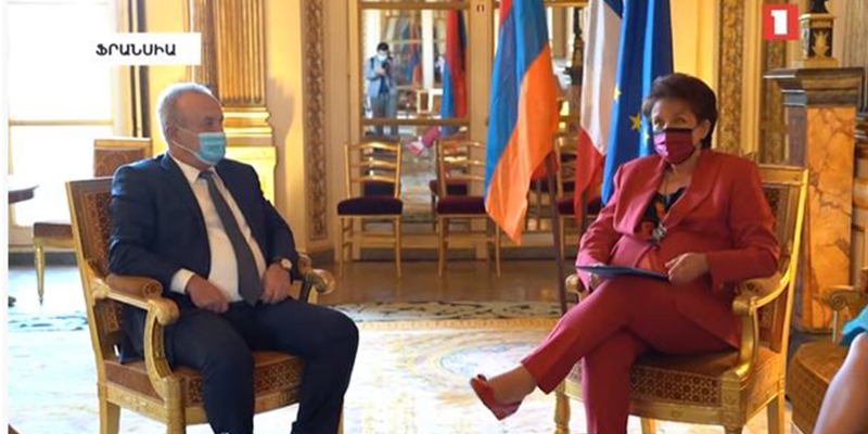 ՀՀ ԿԳՄՍ նախարարը Փարիզում Ֆրանսիայի մշակույթի նախարարի հետ քննարկել է գործակցության հարցեր