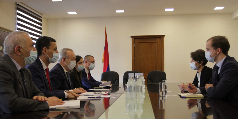 Վահրամ Դումանյանն ընդունել է ՀՀ-ում Էստոնիայի Հանրապետության արտակարգ և լիազոր դեսպան Ռինա Կալյուրանդին