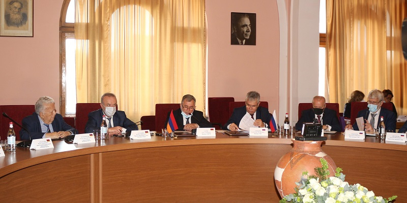 Ստորագրվել է ՀՀ ԳԱԱ-ի և ՌԴ ԳԱ-ի միջև գիտական համագործակցության միջոցառումների ծրագիրը