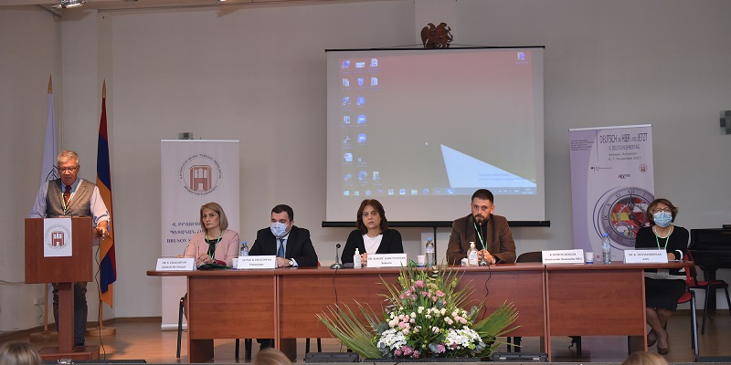 ԲՊՀ գերմաներենի ամբիոնի 85-ամյակին նվիրված «Գերմաներենի ուսուցիչների 5-րդ համաժողովը» համախմբել էր գերմաներեն դասավանդողներին