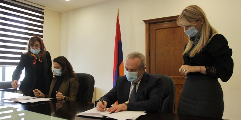 Yerevan State College of Culture and Arts to be named after Charles Aznavour