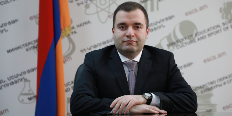Կարեն Թռչունյանն ընտրվել է Վանաձորի Հ. Թումանյանի անվան պետական համալսարանի հոգաբարձուների խորհրդի նախագահ