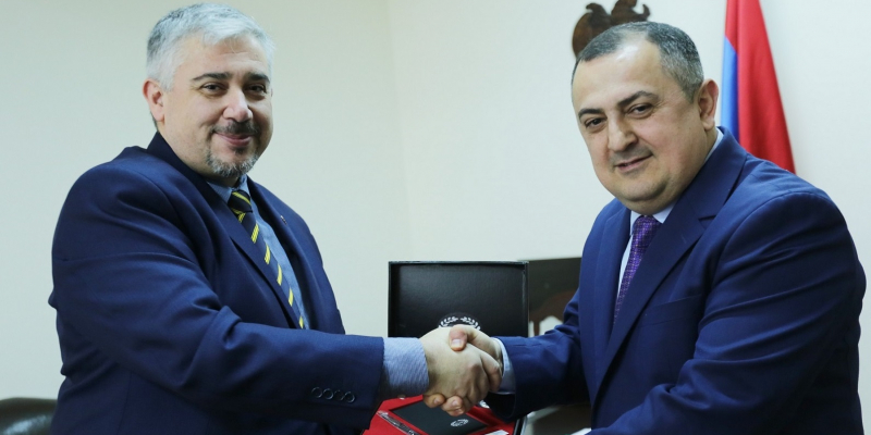 Կարեն Գիլոյանն ընդունել է Եվրոպայի ծանրամարտի ֆեդերացիայի նախագահին և գլխավոր քարտուղարին