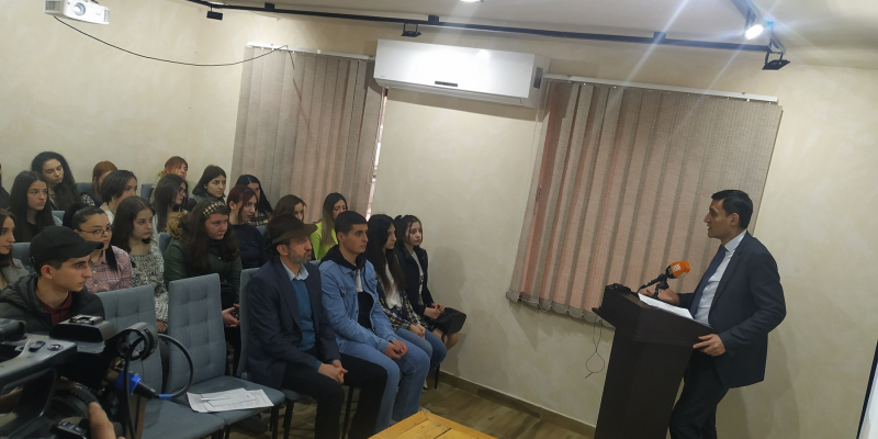 Ներկայացվել են «Հզորացի՛ր, հզորացրու՛» ծրագրի արդյունքները. հանդիպում` երիտասարդների հետ