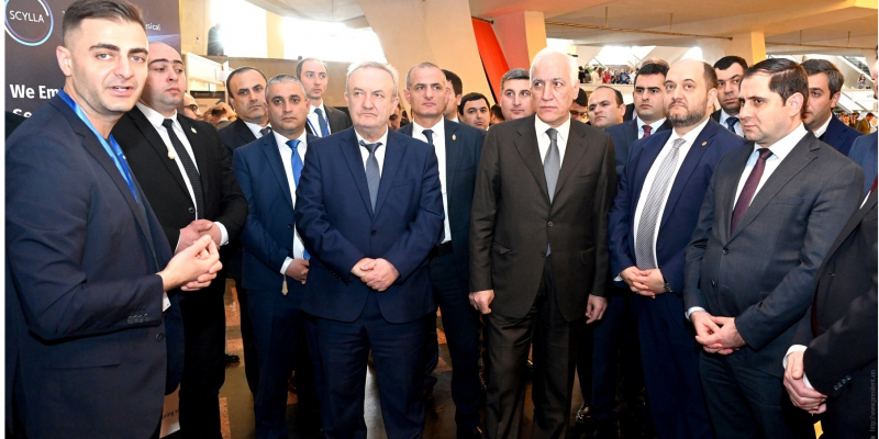 Բացվել է «ԱրմՀայԹեք 2022» պաշտպանական տեխնոլոգիաների 3-րդ միջազգային ցուցահանդեսը