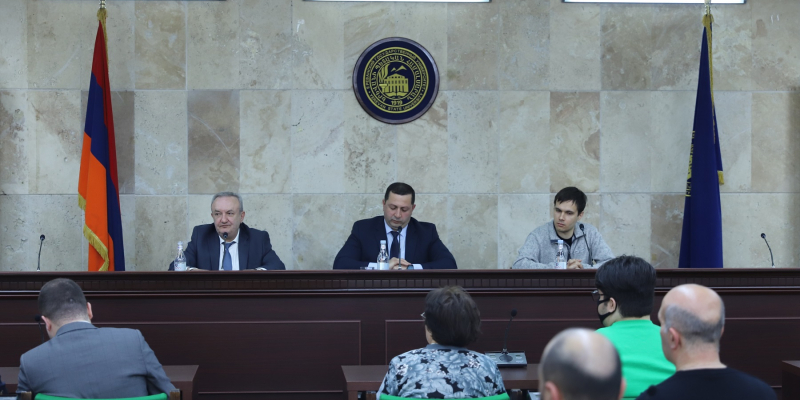 ԵՊՀ-ում տրվել է աշխարհի ամենահեղինակավոր ծրագրավորման մրցույթի մեկնարկը