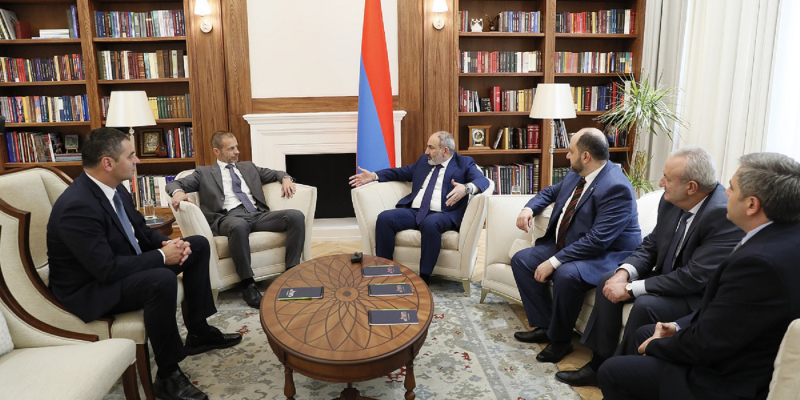 Վարչապետ Նիկոլ Փաշինյանն ընդունել է ՈՒԵՖԱ-ի նախագահ Ալեքսանդր Չեֆերինին