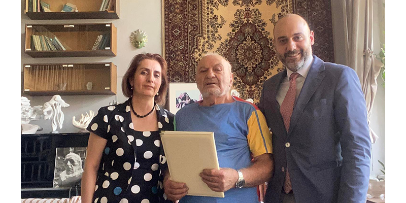 Նախարար Վահրամ Դումանյանը շնորհավորել է ՀՀ ժողովրդական նկարիչ Լևոն Թոքմաջյանի ծննդյան 85-ամյակը
