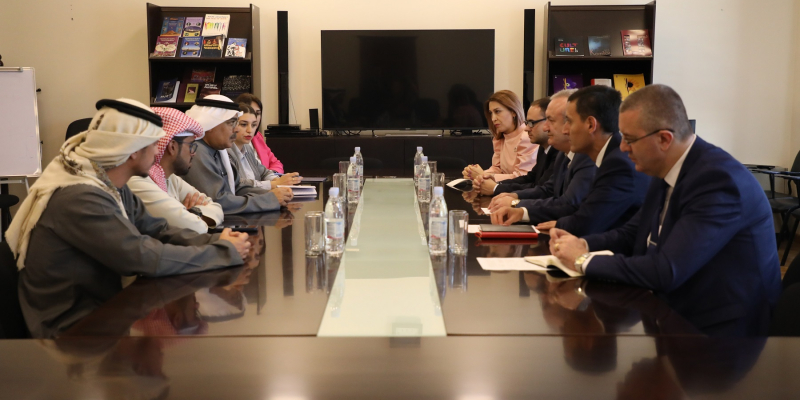 Issues on strengthening cultural cooperation with the United Arab Emirates are discussed