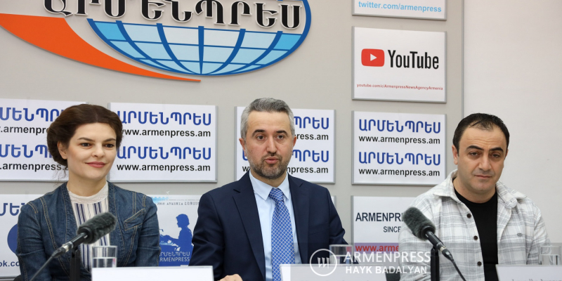 ««Հրաշագործը» ներկայացումը համատեղ աշխատանքի և մասնագիտական լավատեսության ամուր հիմք է». Արա Խզմալյան