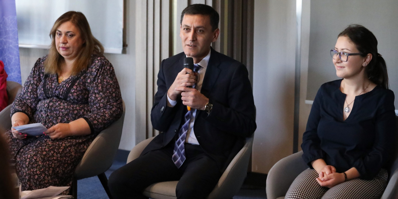 «Քաղաքացիական ակտիվությունն ապահովելը պետության առաջնահերթություններից մեկն է». Արթուր Մարտիրոսյանը հանդիպել է երիտասարդների հետ