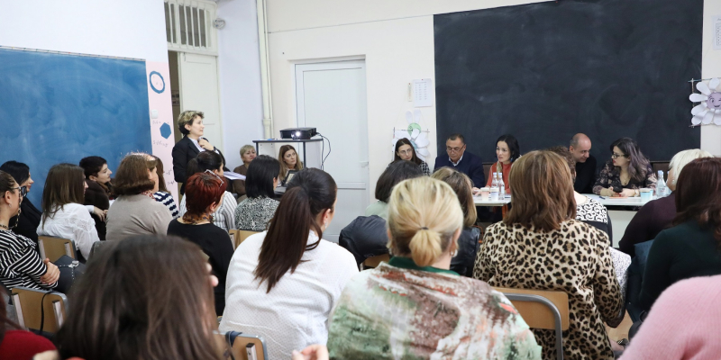«Այս գործընթացով պետք է միասին անցնենք». Ժ. Անդրեասյանը հանդիպել է կամավոր ատեստավորմանը մասնակցած ուսուցիչներին
