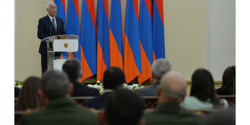 ՀՀ նախագահը պետական պարգևներ է հանձնել