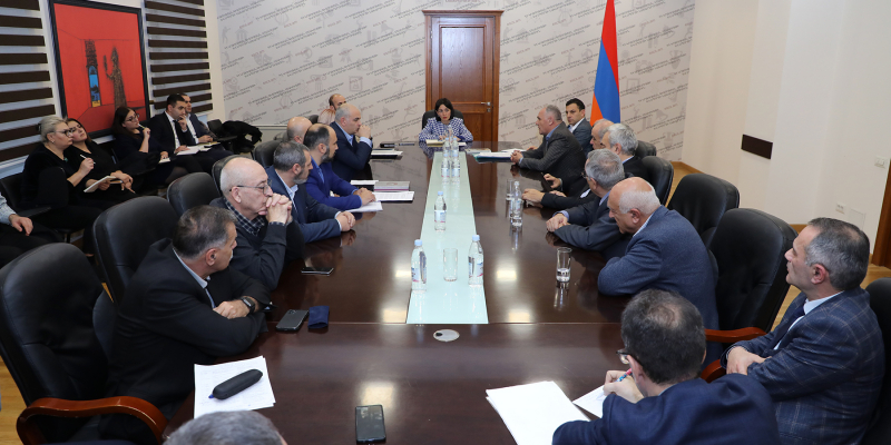 ԿԳՄՍ նախարարությունում կայացել է «Հայոց պատմություն 7» դասագրքի վերաբերյալ մասնագիտական դիտարկումների քննարկում