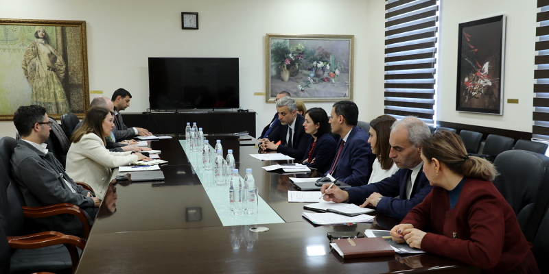 Minister Zhanna Andreasyan receives the delegation of the International Committee of the Francophonie Games