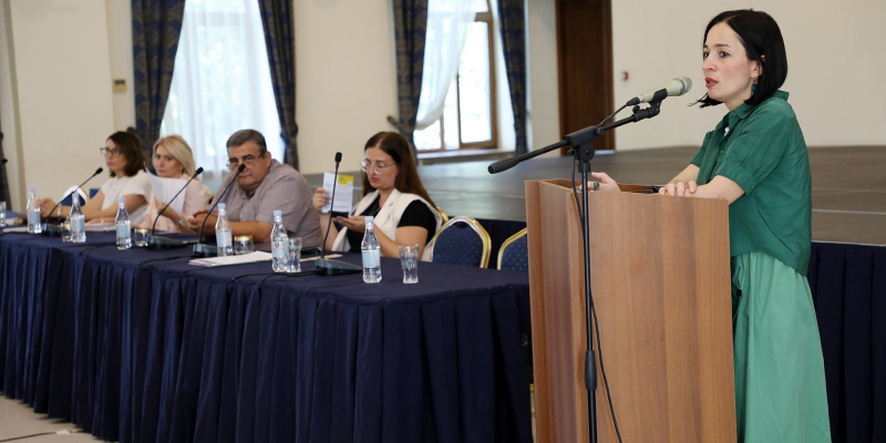 «Հայտարարվում է մշակութային կրթության տարի». Ժաննա Անդրեասյանը մասնակցել է Երևանի տնօրենների խորհրդակցությանը