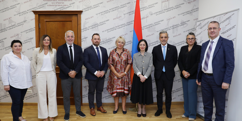 Perspectives of cooperation are discussed with the Mayor of Decines-Charpieu of Lyon Metropolis