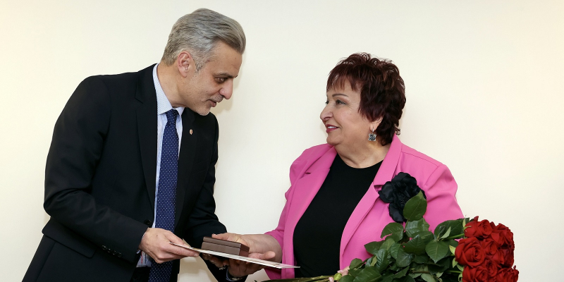 Դերասանուհի Ջուլիետա Բաբայանը պարգևատրվել է ԿԳՄՍՆ մեդալով
