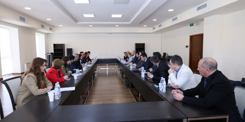 Issues concerning the organization of the 10th Francophonie Sports and Cultural Games are discussed with French counterparts