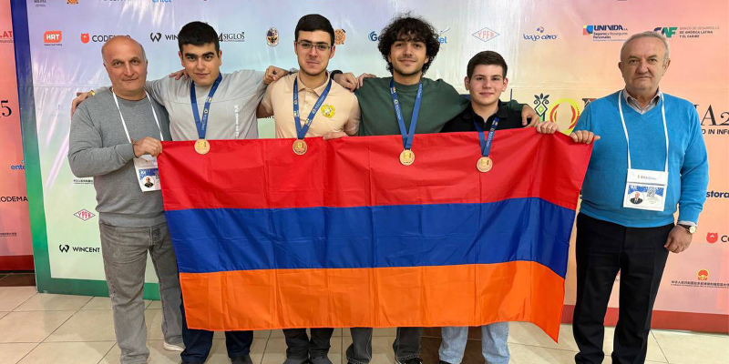 4 բրոնզե մեդալ՝ Ինֆորմատիկայի միջազգային 37-րդ օլիմպիադայում