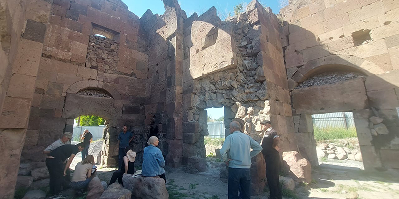 ԿԳՄՍՆ աշխատակիցները Շիրակի մարզում ծանոթացել են հուշարձանների վերականգնման ընթացքին