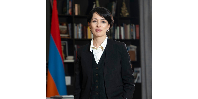 ԿԳՄՍ նախարար Ժաննա Անդրեասյանի շնորհավորական ուղերձն Ուսուցչի միջազգային օրվա առթիվ