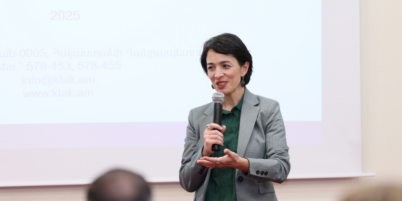 ՏՀՏ–ն կրթության մեջ. Ժաննա Անդրեասյանը մասնակցել է ԿՏԱԿ-ի ամենամյա խորհրդաժողովին