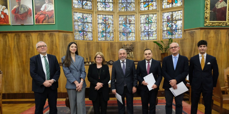 Լեհաստանի Ադամ Միցկևիչի անվան համալսարանում բացվել է Մխիթար Գոշի անվան հայագիտական կենտրոն