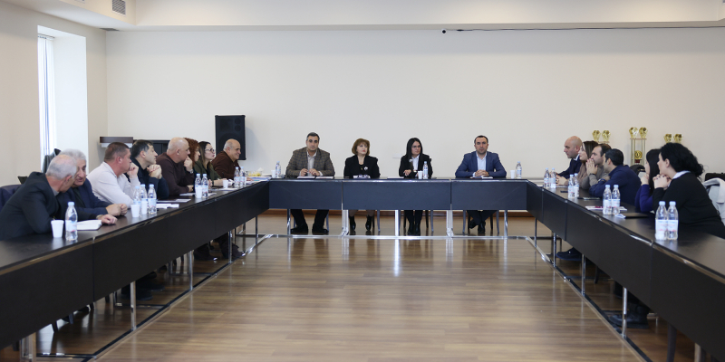 Խրախուսվում են դպրոցականների «Սպարտակիադա» և  «Վոլեյբոլի լիգա» մարզական խաղերի հաղթողները