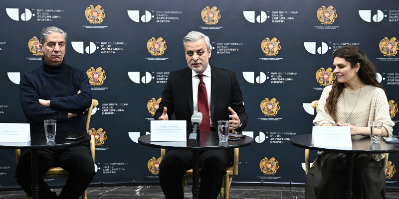 &laquo;Պենելոպե, օ՜, Պենելոպե&raquo;․ Սիմոն Աբգարյանի պիեսի առաջնախաղը Սոս Սարգսյանի անվան Համազգային պետական թատրոնում