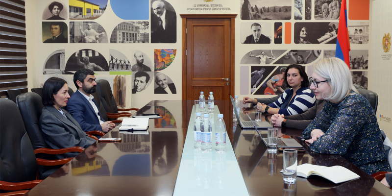 Жанна Андреасян встретилась с представителями инициативы &laquo;Гитуж&raquo;