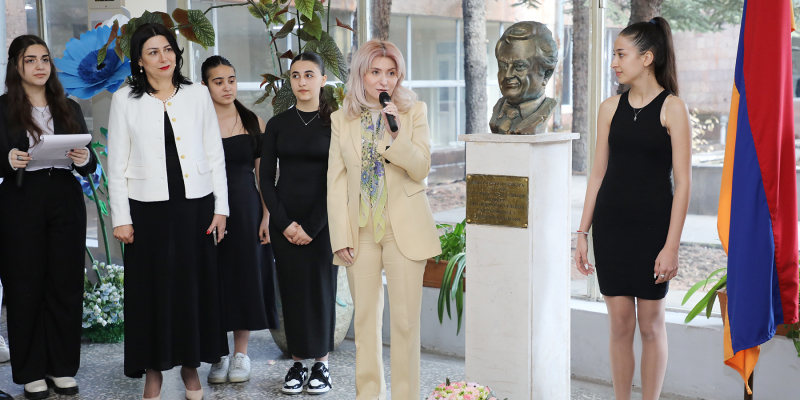 Երևանի տարածաշրջանային թիվ 2 պետական քոլեջում տեղադրվել է Նորայր Աճեմյանի կիսանդրին. քոլեջը նշում է հիմնադրման 90-ամյակը