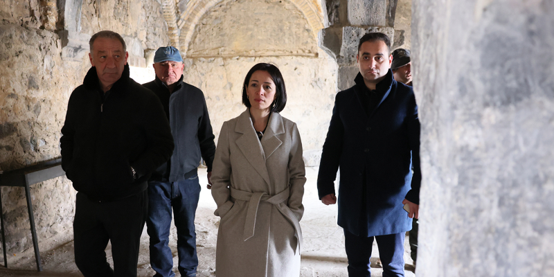 Ժաննա Անդրեասյանը հետևել է Լոռի բերդի և Ամրակիցի Սբ․ Նիկոլայ Հրաշագործ եկեղեցու վերականգնման աշխատանքներին
