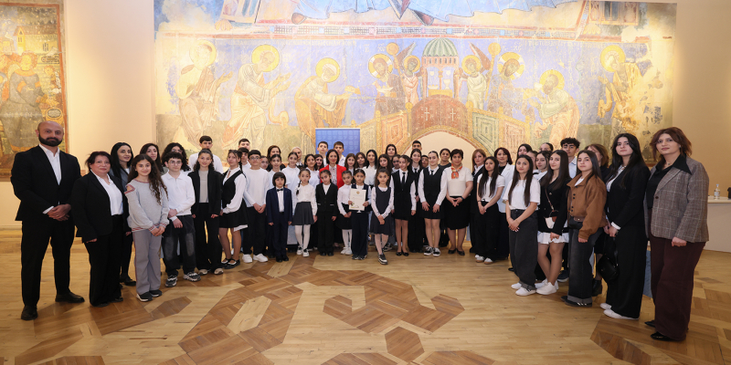 &laquo;Երգենք ու պարենք մայրենիով&raquo; մրցույթի հաղթողները պարգևատրվել են